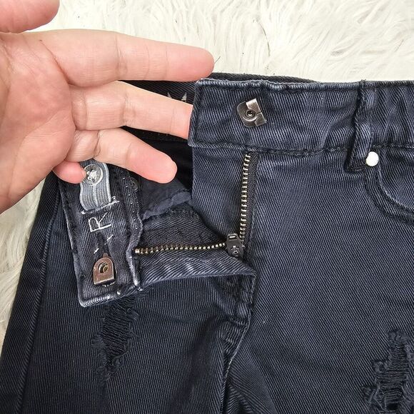 Stella McCartney Kids Black Denim Cut Off Raw Hem Knee Shorts Toddler 2 Years 2T - Picture 2 of 6